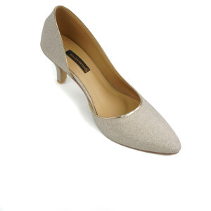 Shine Bright Like a Diamond in These Gold Pumps